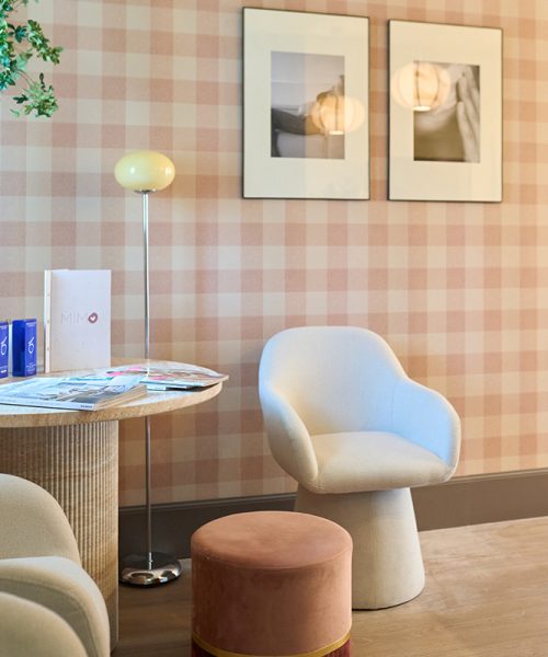 sala-espera-mimo-estetica-bmum