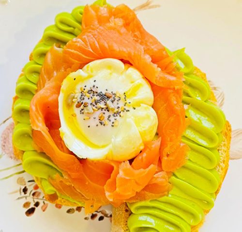 tosta-salmon-jadin-bmum-cafeteria